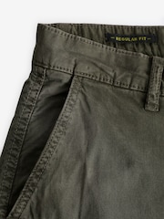 Dunkel Khaki/Grün - Cargohose in regulärer Passform - Bild 9 von 11
