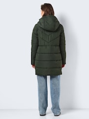 NOISY MAY Natural Longline Padded Quilted Hooded Coat - Image 7 of 11