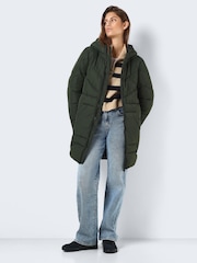NOISY MAY Natural Longline Padded Quilted Hooded Coat - Image 8 of 11