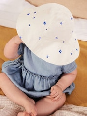 Blue Ditsy Floral Baby Wide Brim Bucket Hat (0mths-2yrs) - Image 4 of 4