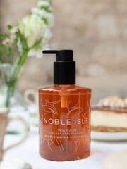 Noble Isle Tea Rose Duo Gift Set (Worth £64) - Exclusive - Image 2 of 3