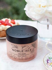 Noble Isle Tea Rose Duo Gift Set (Worth £64) - Exclusive - Image 3 of 3