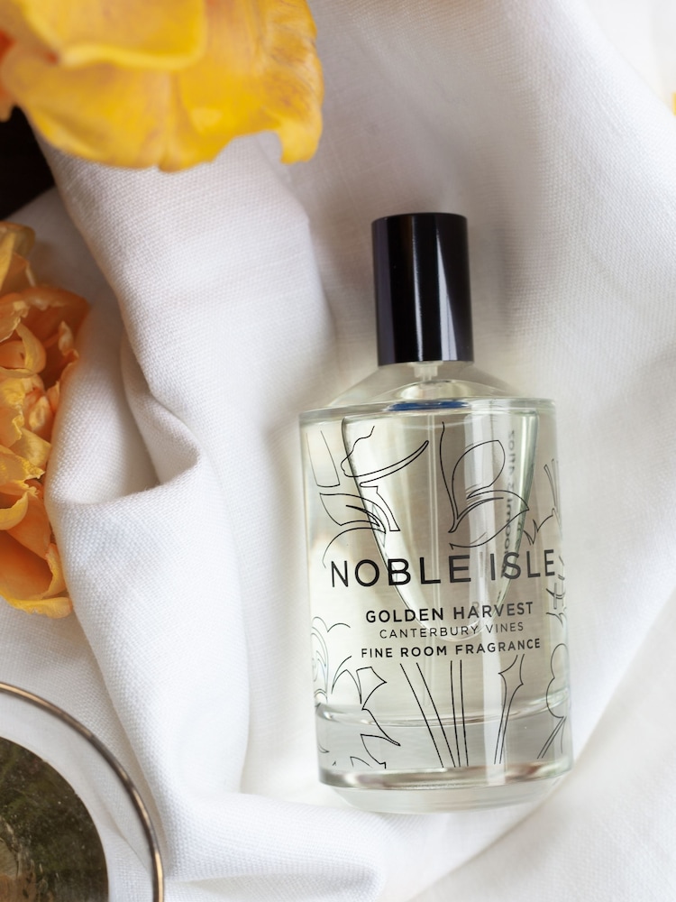 Noble Isle Golden Harvest Home & Hand Care Exclusive Gift Set (Worth £70) - Image 3 of 3
