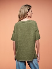 Khaki Green Oversized Linen Look Washed Pocket Detail Slouch V-Neck T-Shirt - Image 3 of 6
