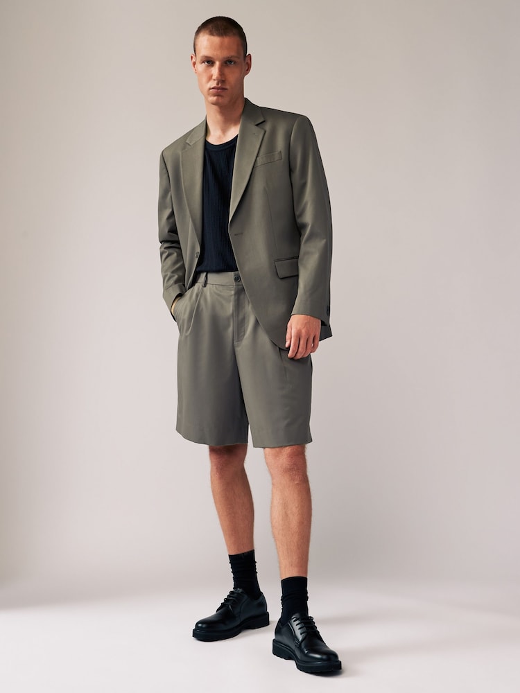 Green EDIT Slouchy Style Suit Shorts - Image 2 of 8