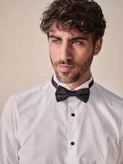 White/Black Skinny Fit Single Cuff Shirt And Bow Tie Pack - Image 4 of 4