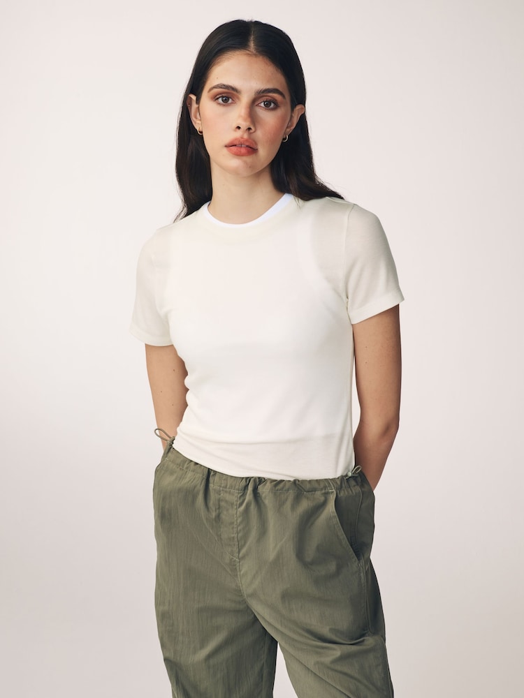 Crudo - Camiseta de manga corta de canalé con diseño suave al tacto con TENCEL™ Lyocell - Imagen 1 de 7