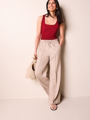 Red Square Neck Vest - Image 2 of 6