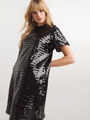 Simply Be Black Disc Sequin T-Shirt Dress - Image 3 of 4