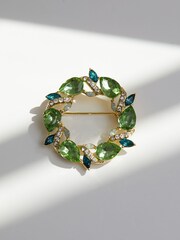 Jon Richard Gold Wreath Brooch - Gift Boxed - Image 3 of 3