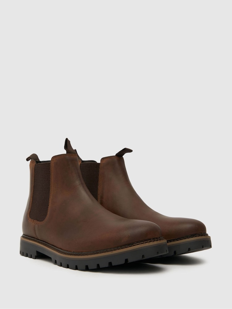 بني - تلبيس قياسي - Schuh Dawson Leather Chelsea Boots - صورة 2 من 4