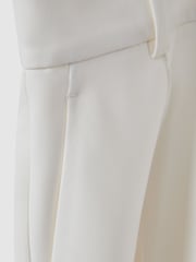 Reiss White Sienna Crepe Tailored Shorts - Image 6 of 6