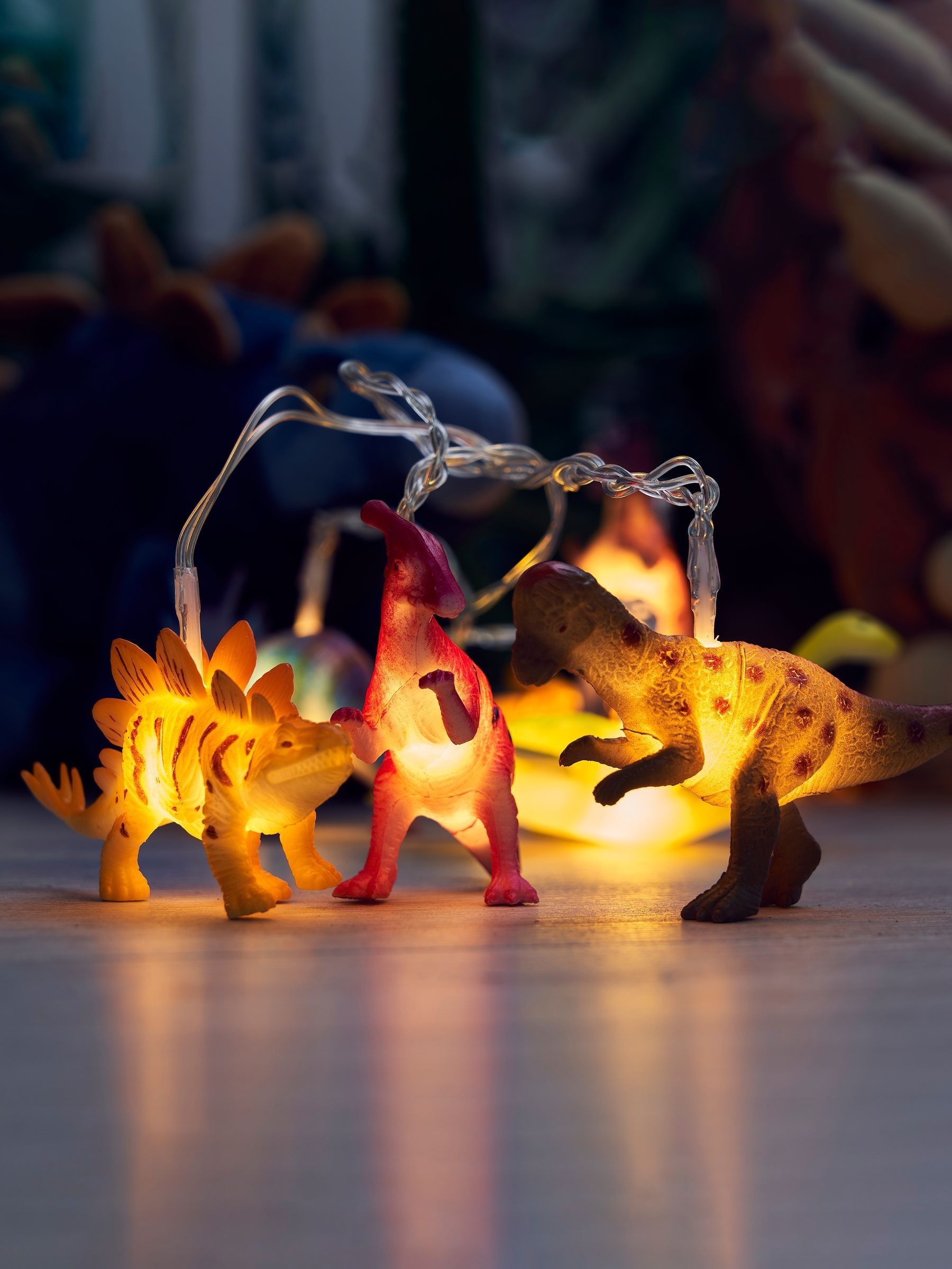 Next dinosaur light top