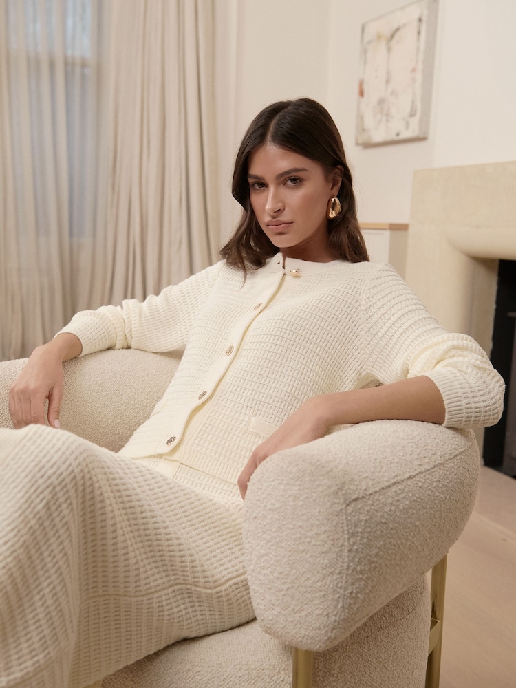 Lipsy pletena jopica z gumbi Co-Ord - Slika 2 iz 4 Lipsy pletena jopica z gumbi Co-Ord - Slika 2 iz 4