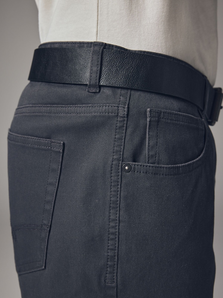 Gris de charbon de bois - Straight Fit Ceinturé Textured 5 Pocket Pantalons - Image 7 of 11