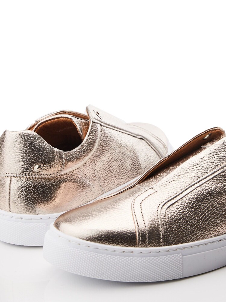 Moda in Pelle Bencina Slip On White Trainers with Elastic - Image 4 of 4