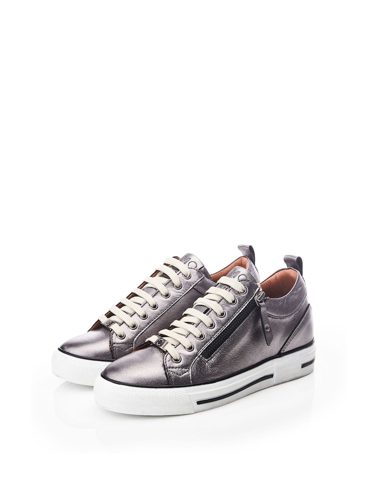 Moda in Pelle Brayleigh Hidden Wedge Trainers With Contrast Counter and Tassle Z - Image 2 of 4