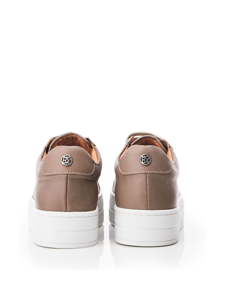 Moda in Pelle Boxy Slab Unit Plain Lace Up White Trainers - Image 4 of 4 Moda in Pelle Boxy Slab Unit Plain Lace Up White Trainers - Image 4 of 4
