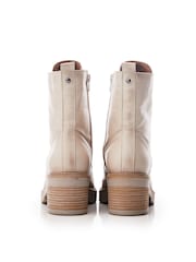 Moda in Pelle Bellzie Lace Up Leather Ankle Boots - Image 5 of 5