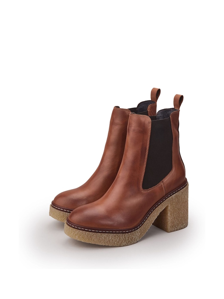Braun - Moda In Pelle Breeanna Kurze Stiefel mit Plateausohle aus Krepp, Braun - Bild 2 von 4