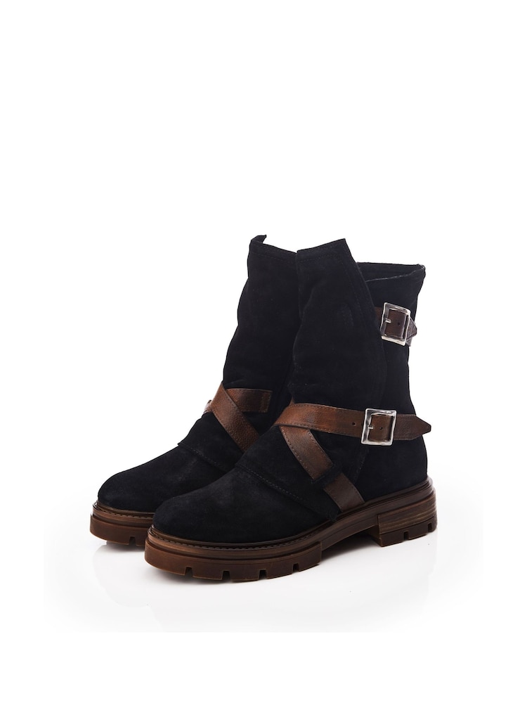 Schwarz - Moda In Pelle Briona Stiefel mit klobiger Sohle und seitlicher Schnalle - Bild 2 von 5