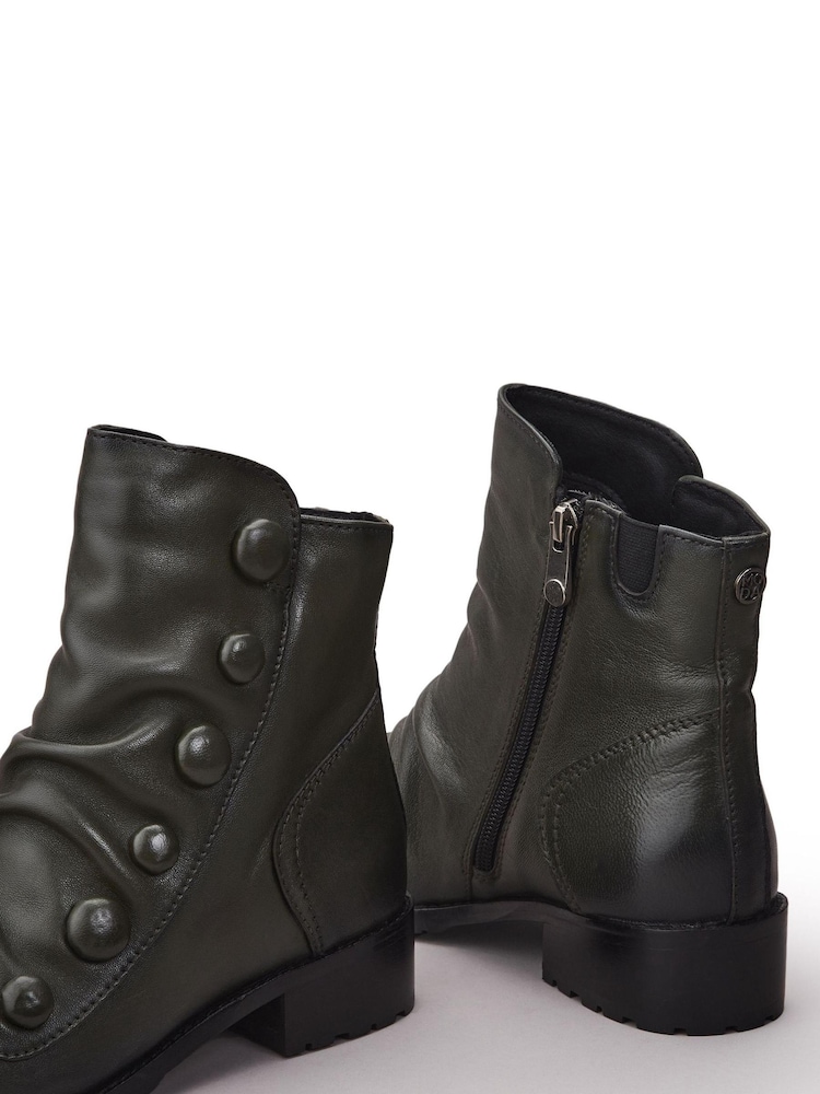 Moda in Pelle Bronwen Short Boots With Ruched Front and Side Buttons - Image 4 of 4