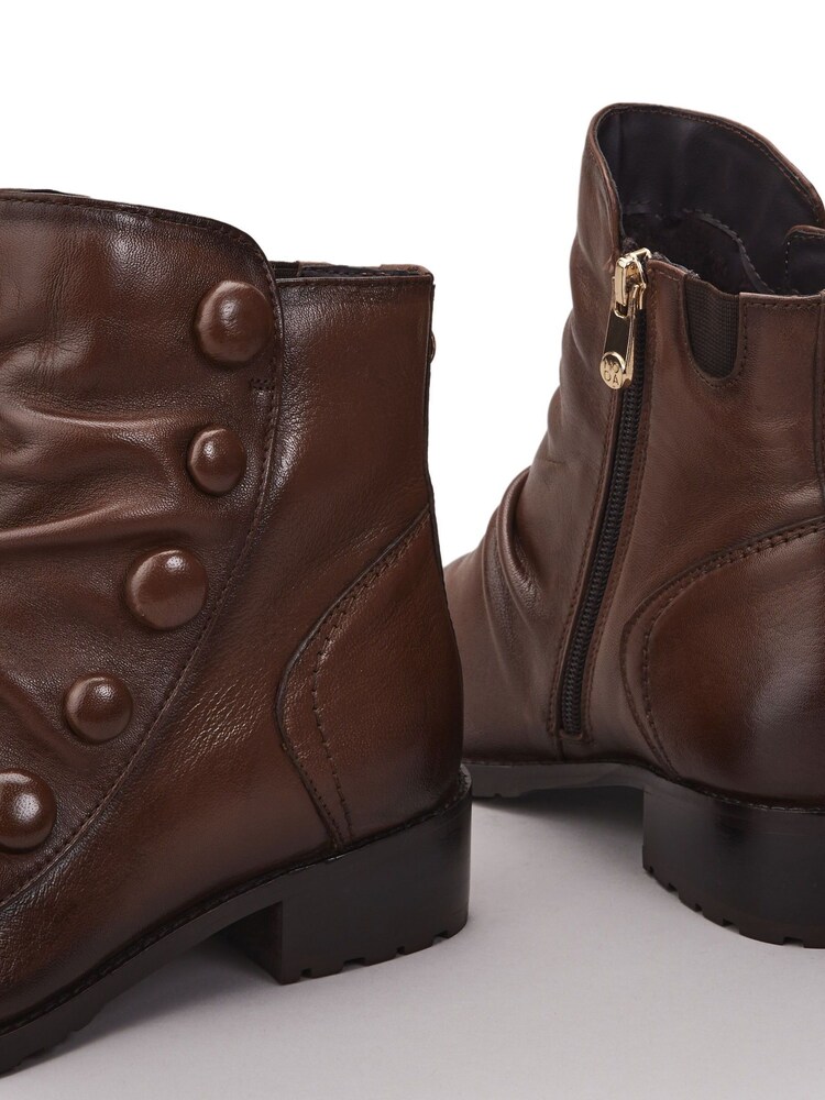 Moda in Pelle Bronwen Short Boots With Ruched Front and Side Buttons - Image 4 of 4