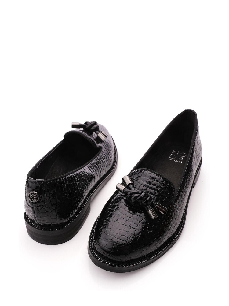 Moda in Pelle Elaina Chunky Knot Trim Clean Loafers - Image 4 of 4