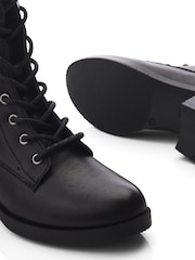 Moda in Pelle Calia Lace-Up Leather Ankle Boots - Image 4 of 4