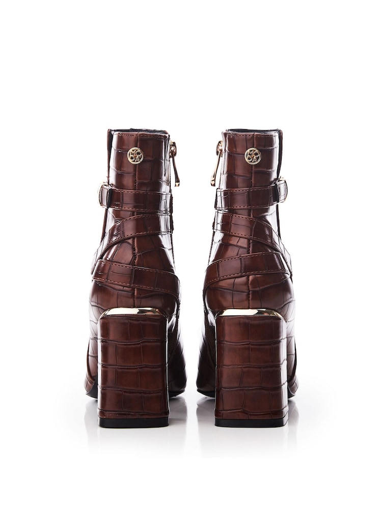 Moda in Pelle Kamina Flare Block Heel Sq Toe Wrap Buckle Trim Ankle Boots - Image 4 of 4