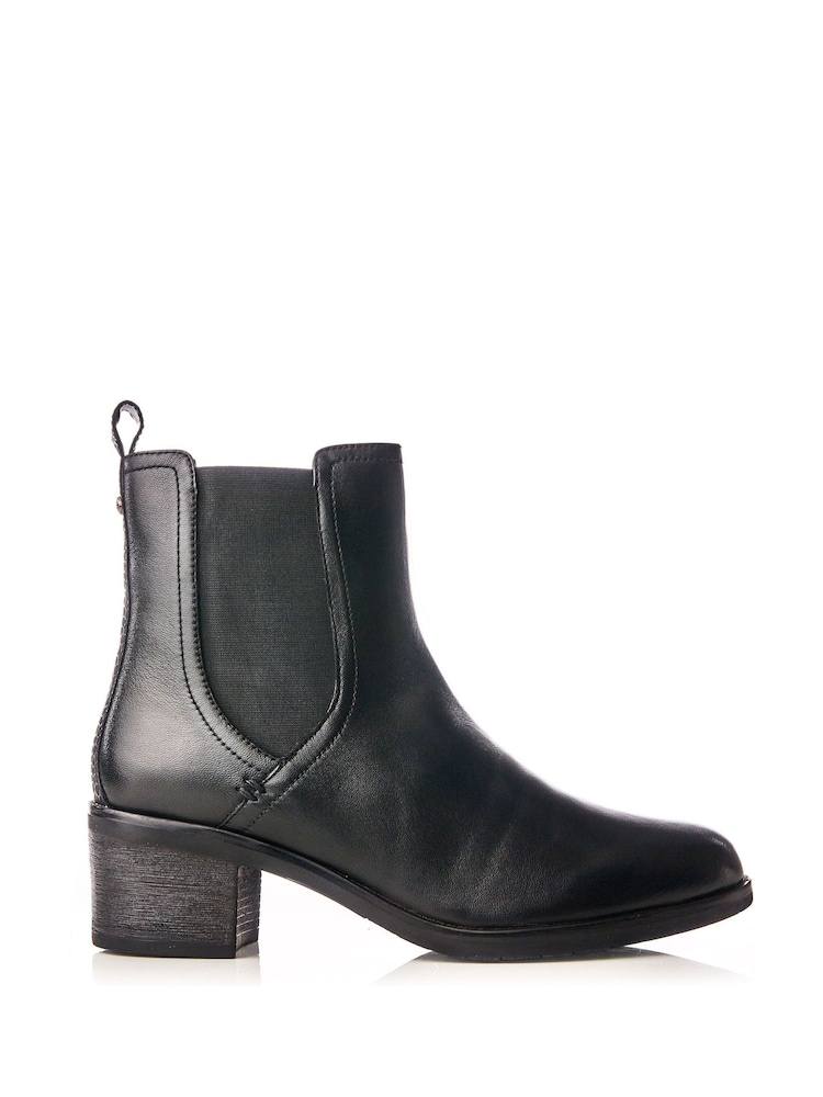 Moda in Pelle Natele Block Heel Chelsea Boots - Image 1 of 4