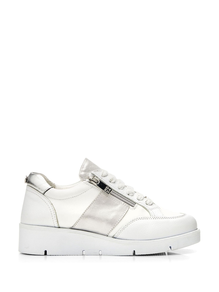 Blanco - Zapatillas de cuña con cremallera lateral Ambienne de Moda In Pelle - Imagen 1 de 3