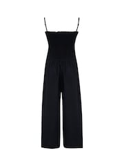 Pour Moi Beach Trägerloser Jumpsuit mit gesmoktem Oberteil und verkürzten Beinen - Bild 4 von 4