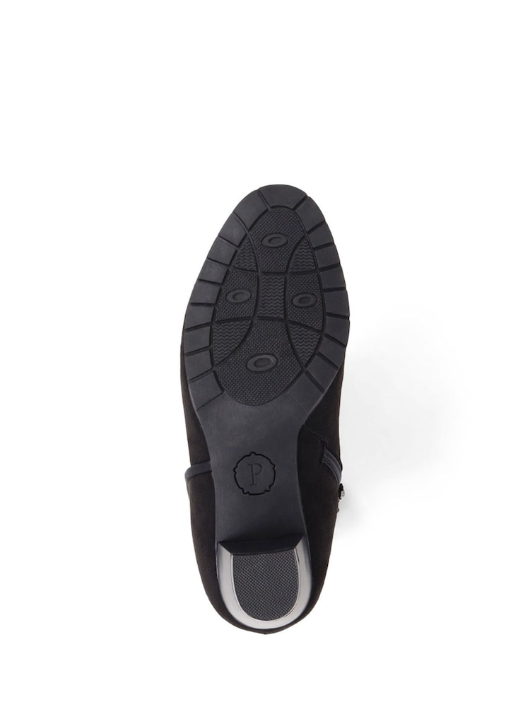 Pavers Heeled Short Black Ankle Boots - Image 5 of 5