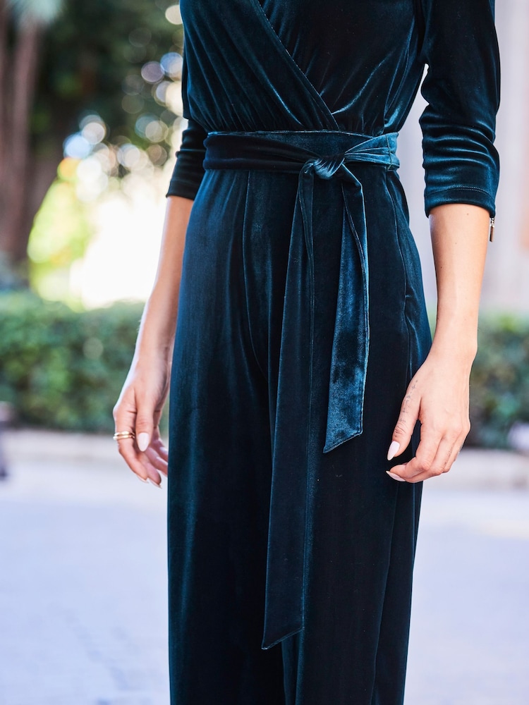Sosandar Green Velvet Zip Detail Wrap Jumpsuit - Image 6 of 6
