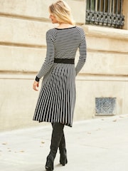 Sosandar Black Fit And Flare Knitted Dress - Image 2 of 5
