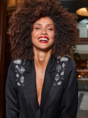 Sosandar Strukturierter Blazer mit verzierten Schultern​​​​​​​ - Bild 4 von 6