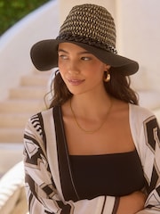 Black Panama Hat With Chain - Image 3 of 5