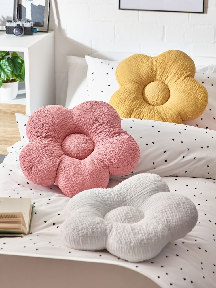 Pink Textured Daisy 100% Cotton Cushion - Image 3 of 4