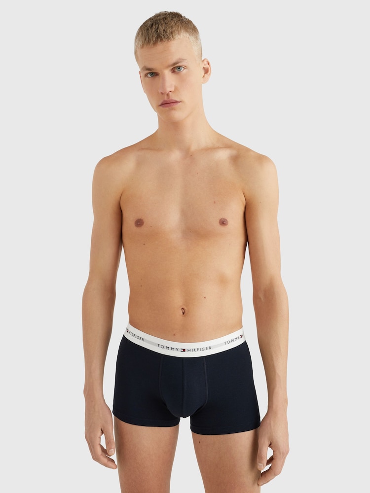 Azul/blanco - Tommy Hilfiger Blue Signature Essential Trunks 3 Pack - Imagen 4 de 4 Azul/blanco - Tommy Hilfiger Blue Signature Essential Trunks 3 Pack - Imagen 4 de 4