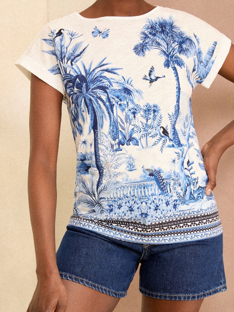 Love & Roses Blue Scenic Tropical Print Petite Crew Neck Woven Trim Linen Look Jersey T-Shirt - Image 2 of 4