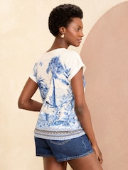 Love & Roses Blue Scenic Tropical Print Petite Crew Neck Woven Trim Linen Look Jersey T-Shirt - Image 3 of 4