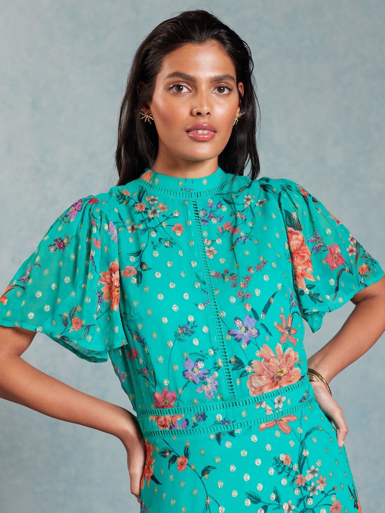 Love & Roses Green Floral Printed Metallic Flutter Sleeve Midi Dress - Image 4 of 4 Love & Roses Green Floral Printed Metallic Flutter Sleeve Midi Dress - Image 4 of 4