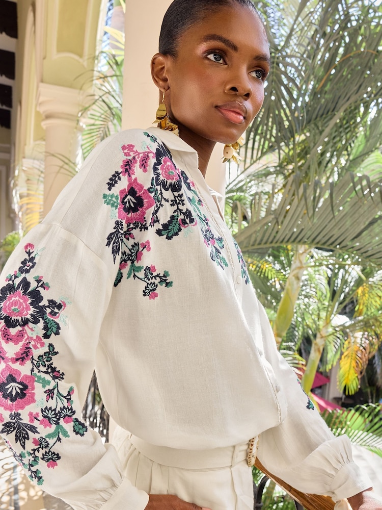 V&A | Love & Roses White Embroidered Linen Button Through Shirt - Image 2 of 4