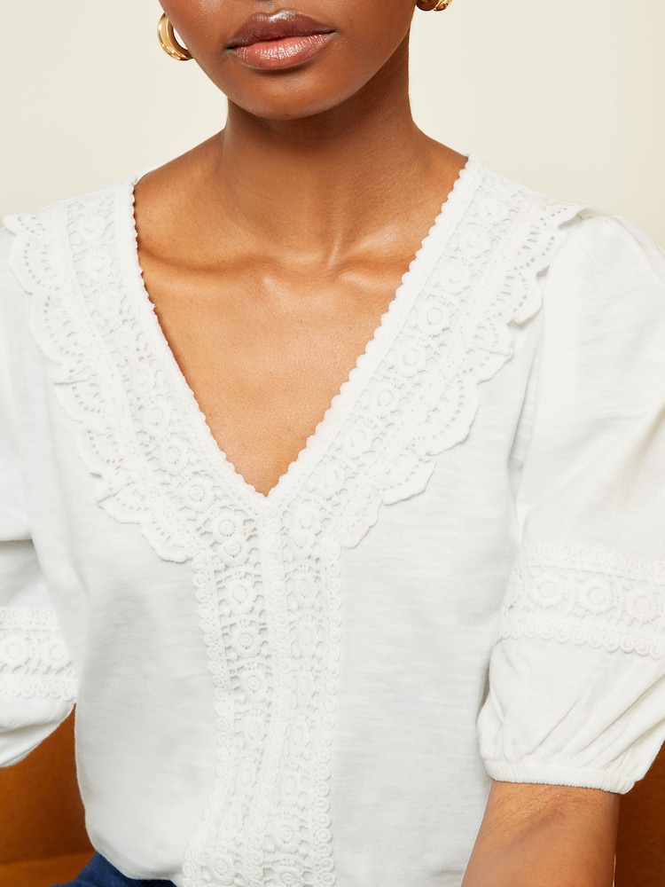 Love & Roses Ivory White Lace Ruffle Trim V Neck Puff Sleeve Jersey Top - Image 2 of 4