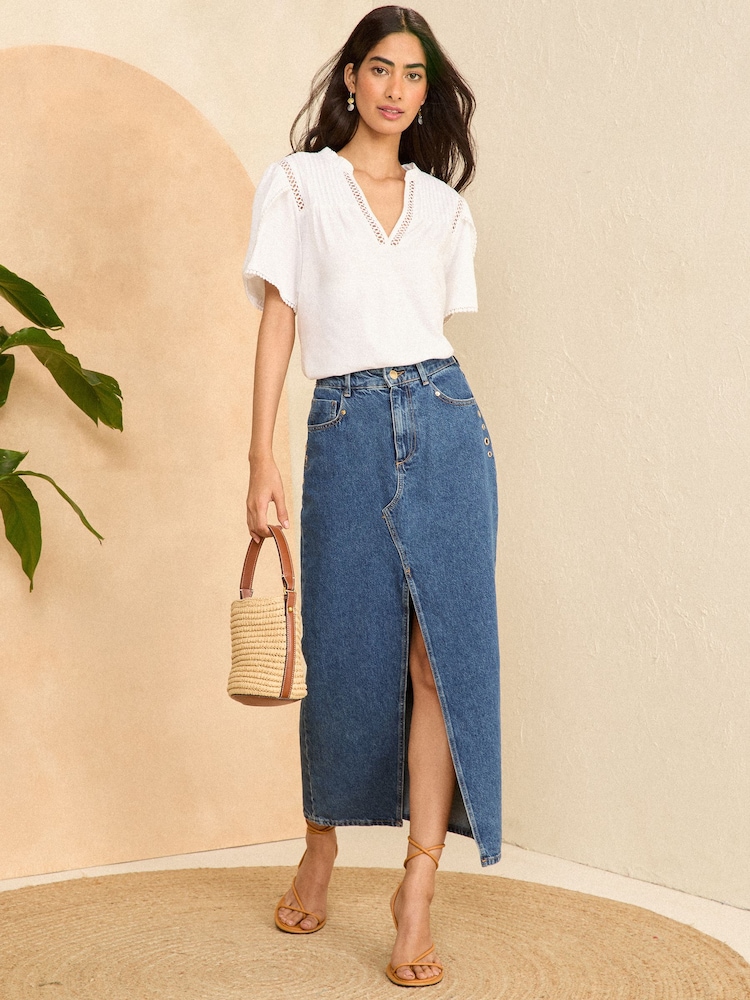 Love & Roses Ivory White Pin Tuck V Neck Flutter Sleeve Jersey Top - Image 4 of 4