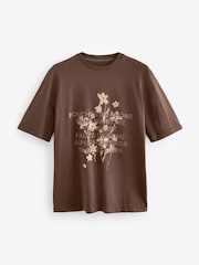 Braun mit Blumenmuster - Bequeme Passform - T-Shirt aus 100 % Baumwolle mit Floralgrafik - Bild 5 von 7