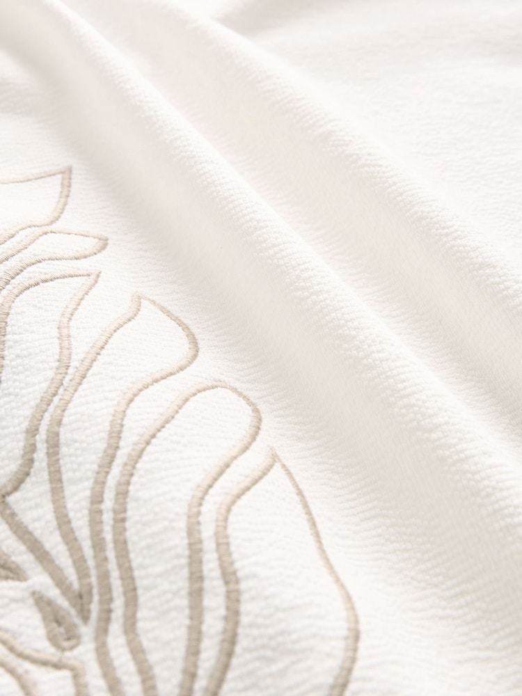 White Relaxed Fit Floral Nature Graphic T-Shirt - Image 7 of 7