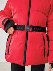 Rot - Baker by Ted Baker – Spritzwassergeschützter, wattierter schwarzer Mantel mit Gürtel - Bild 6 von 14