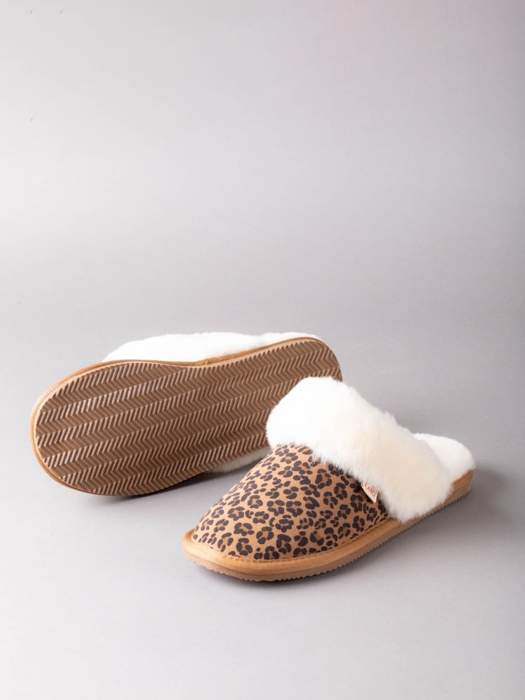 Lakeland Leather Brown Ladies Sheepskin Slider Slippers - Image 2 of 4